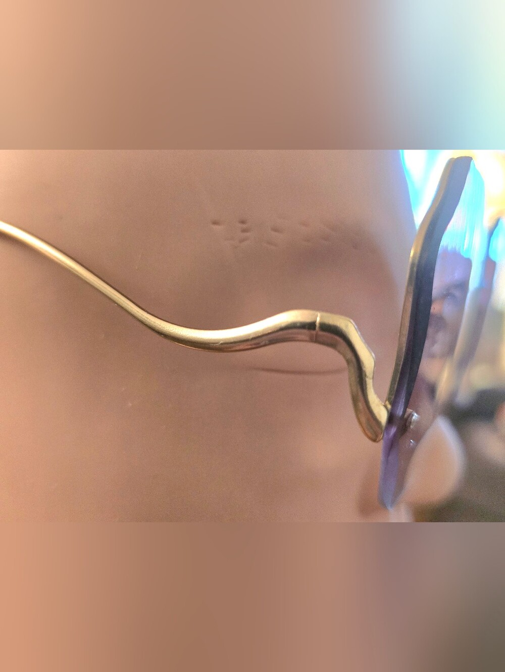 Vintage 70's Rimless Pink Gradient Sunglasses with Gold Bridge - Picture 4 of 7
